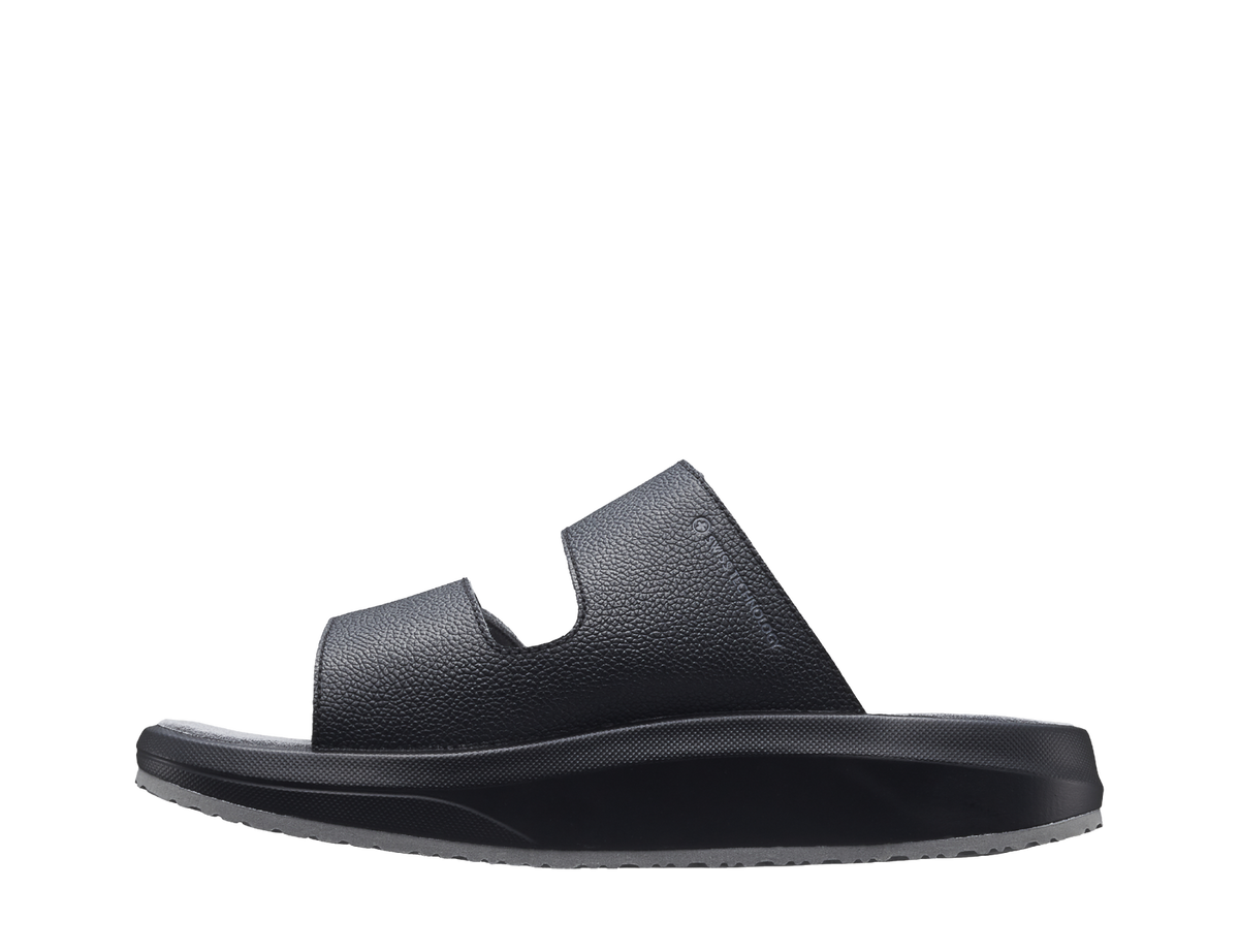 242san_Max_III_Black_c