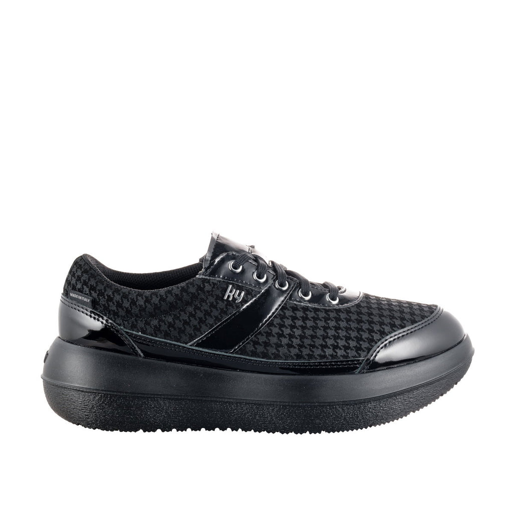 Aubonne black poule, 36 1/3