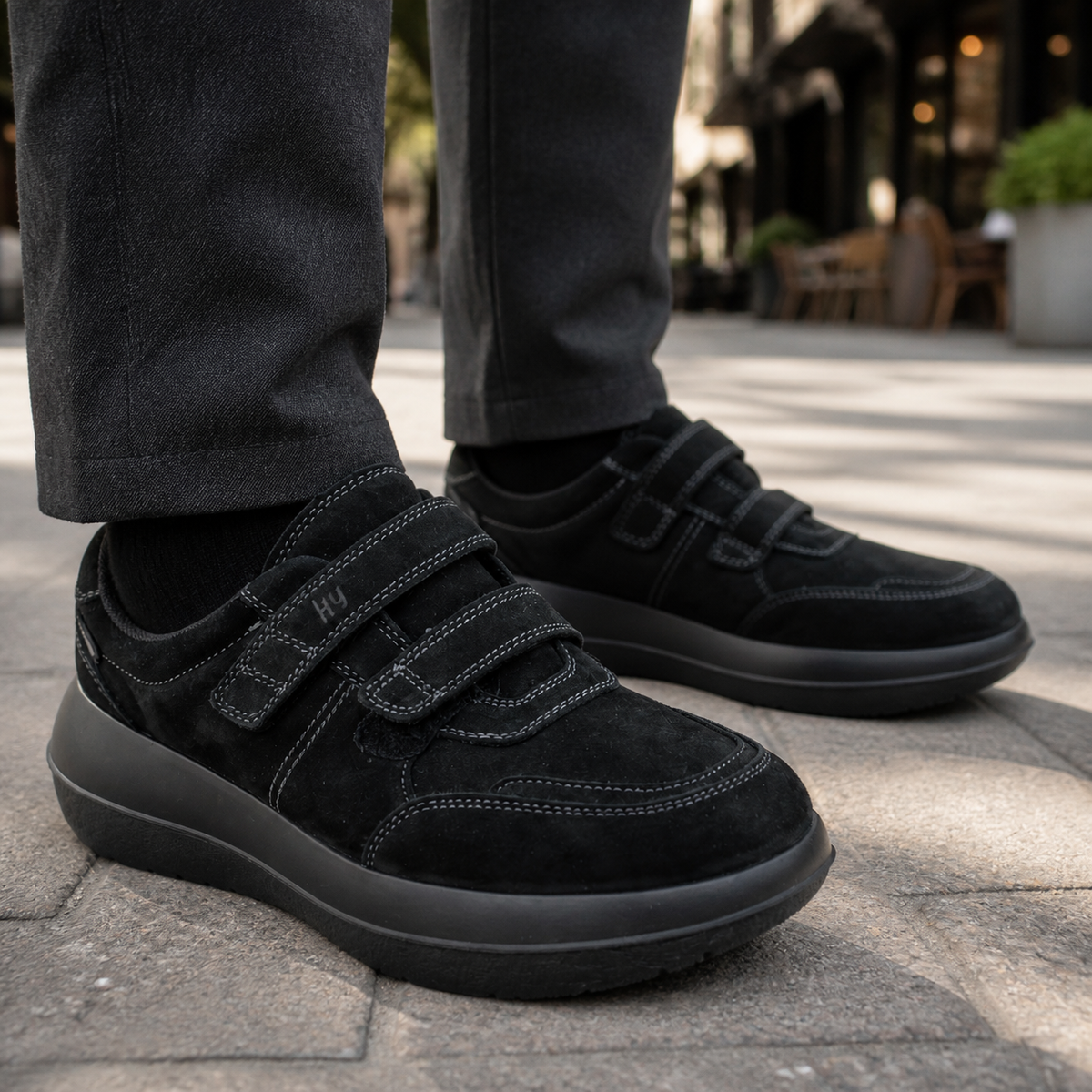 AM175A_Heiden_20_black_b_Lifestyle_Square