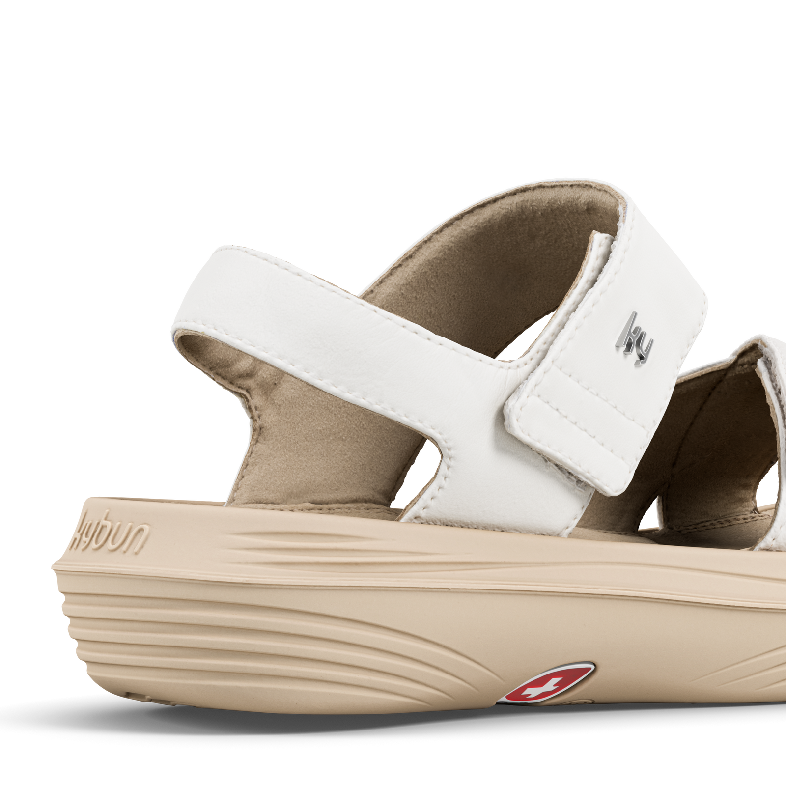 AW164A_Melano_white_c
