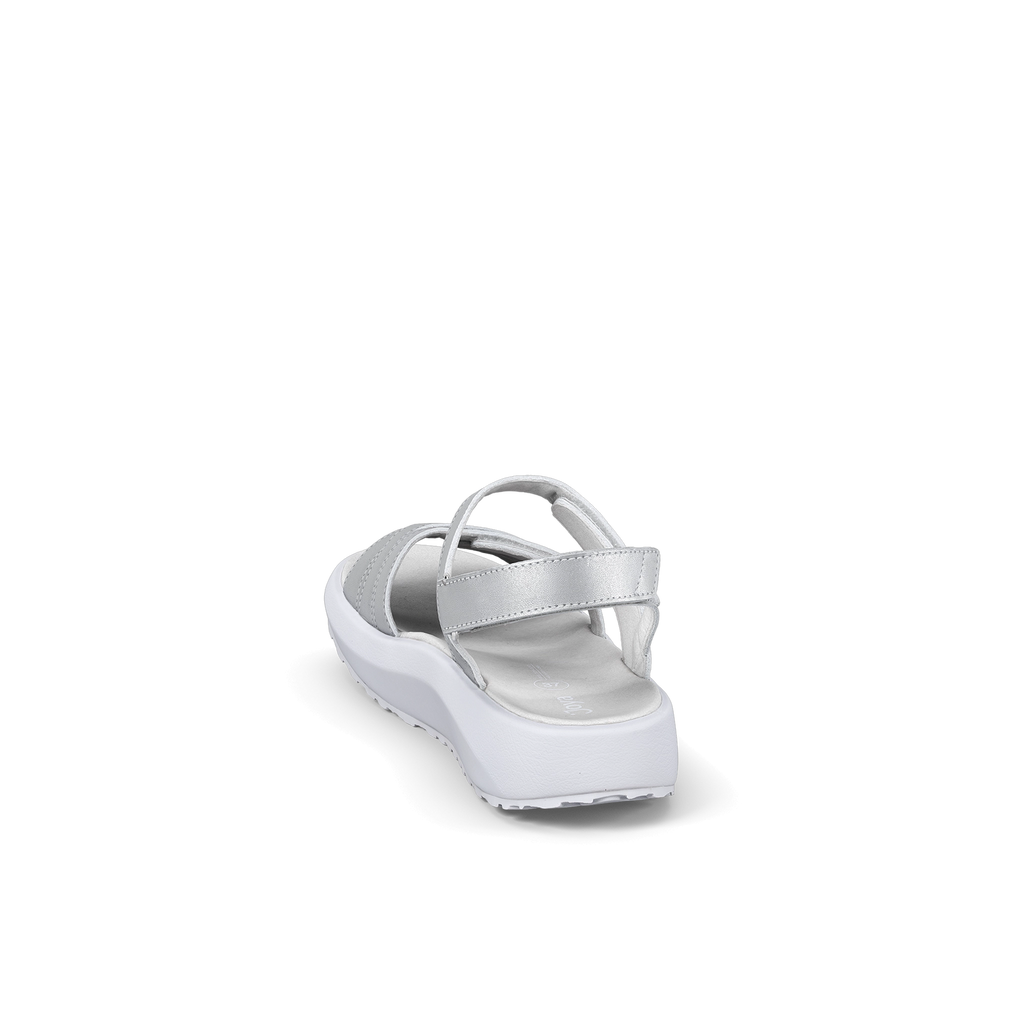 JY079A_Merida_silver_d