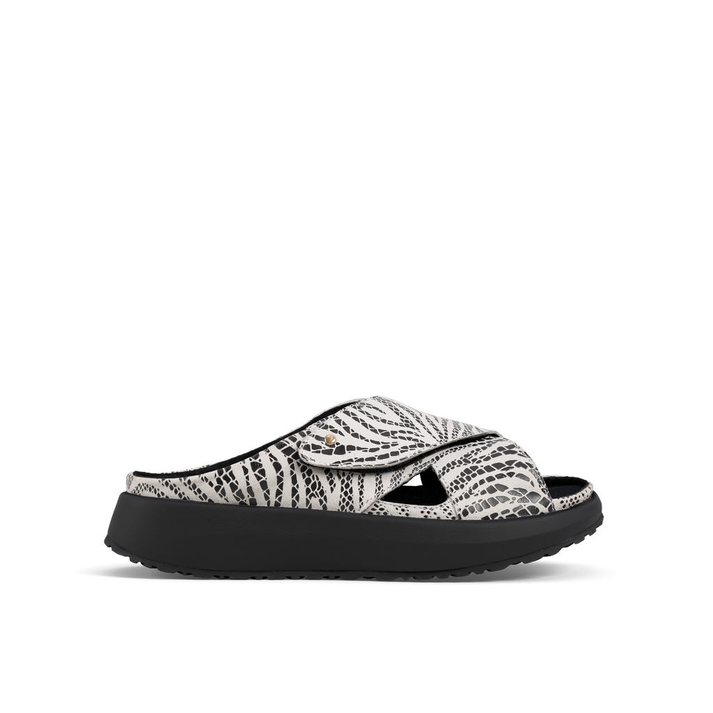 JY107A_Alicante_black-white_a