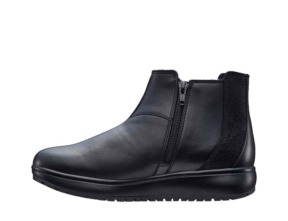 London II black