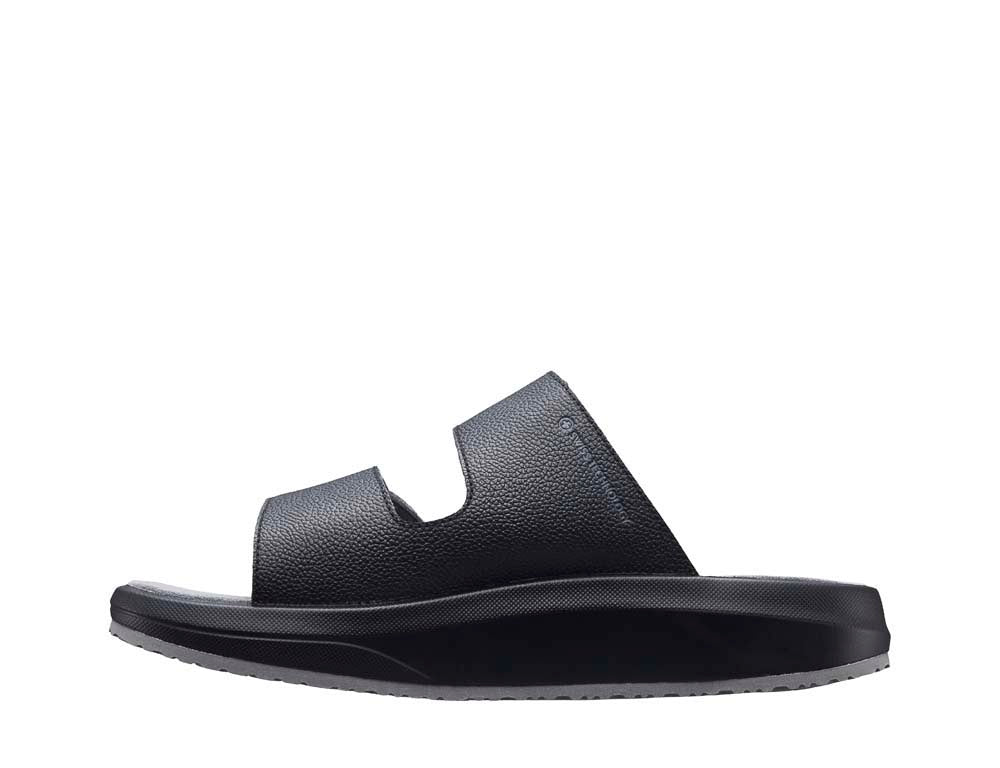 Max III black