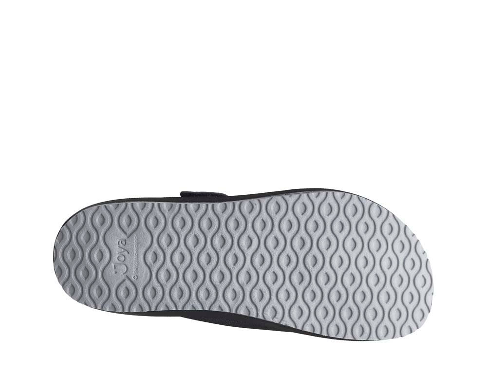 Max III black
