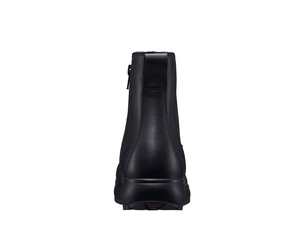 London III black