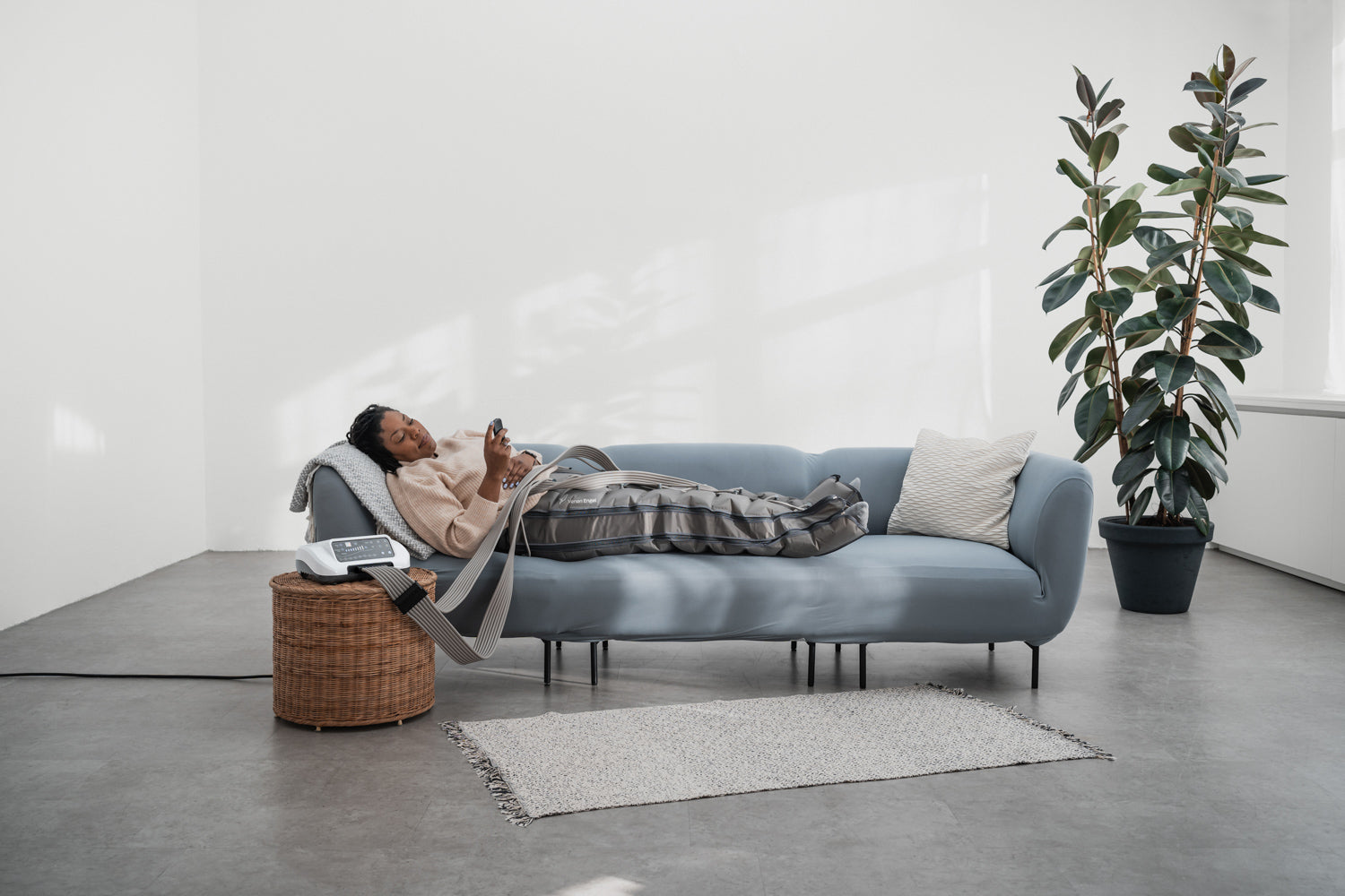 Venen Engel 8 Premium Massagegerät mit Lymph-Flow Pants