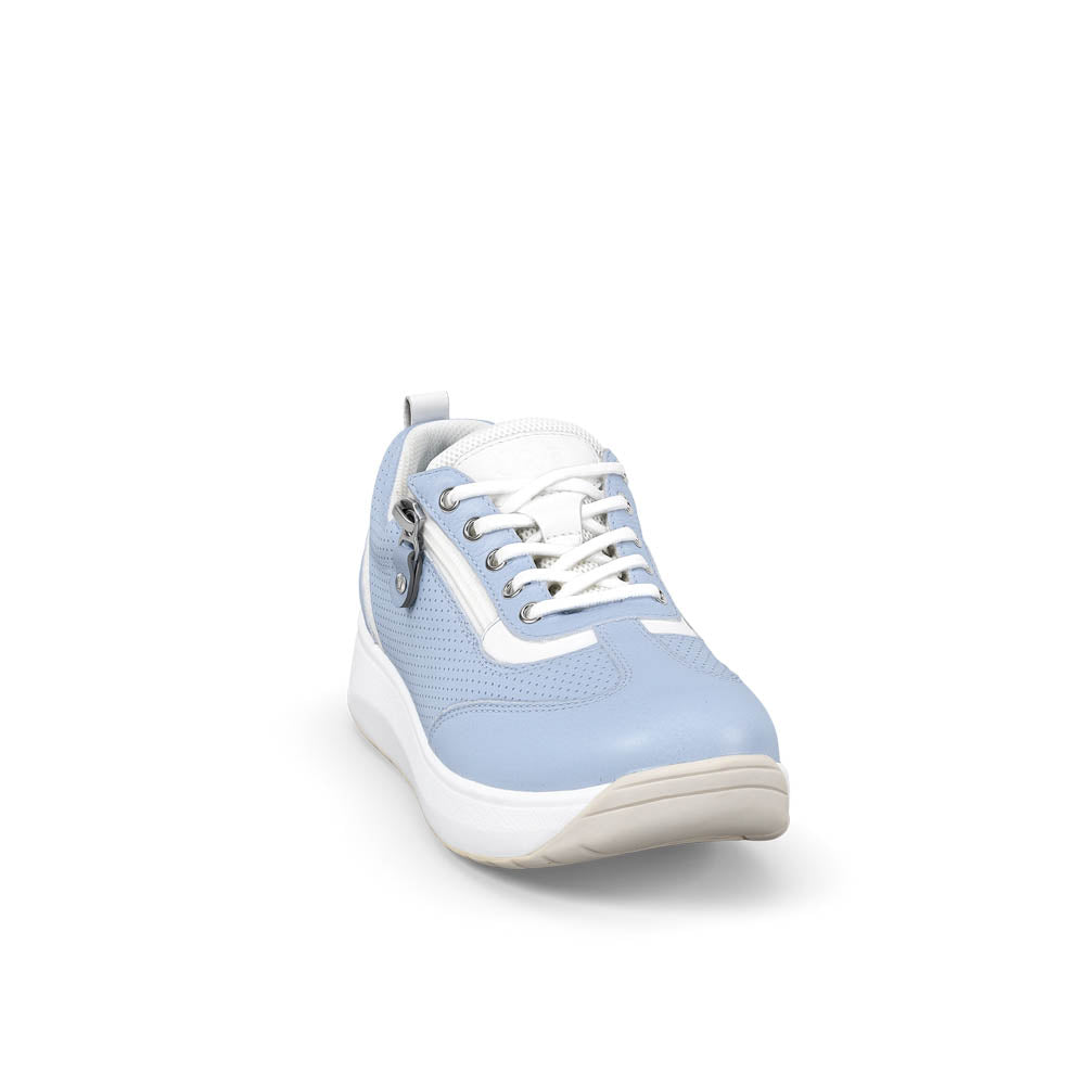 Laura light blue III