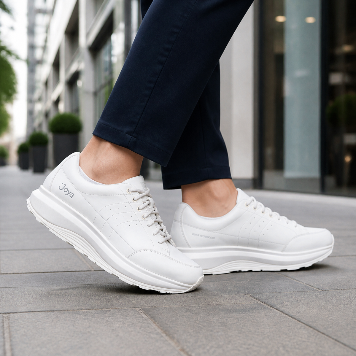 Joya Moscow white, Herren-Sneaker, am Fuss