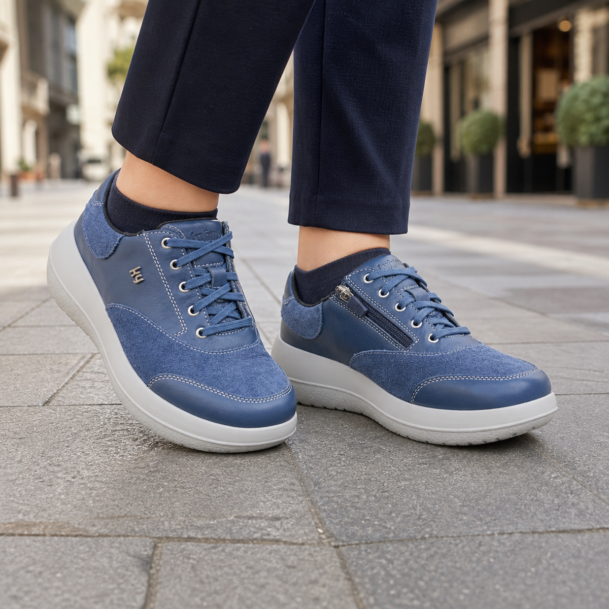 kybun Aarau blue, Damenschuh, am Fuss