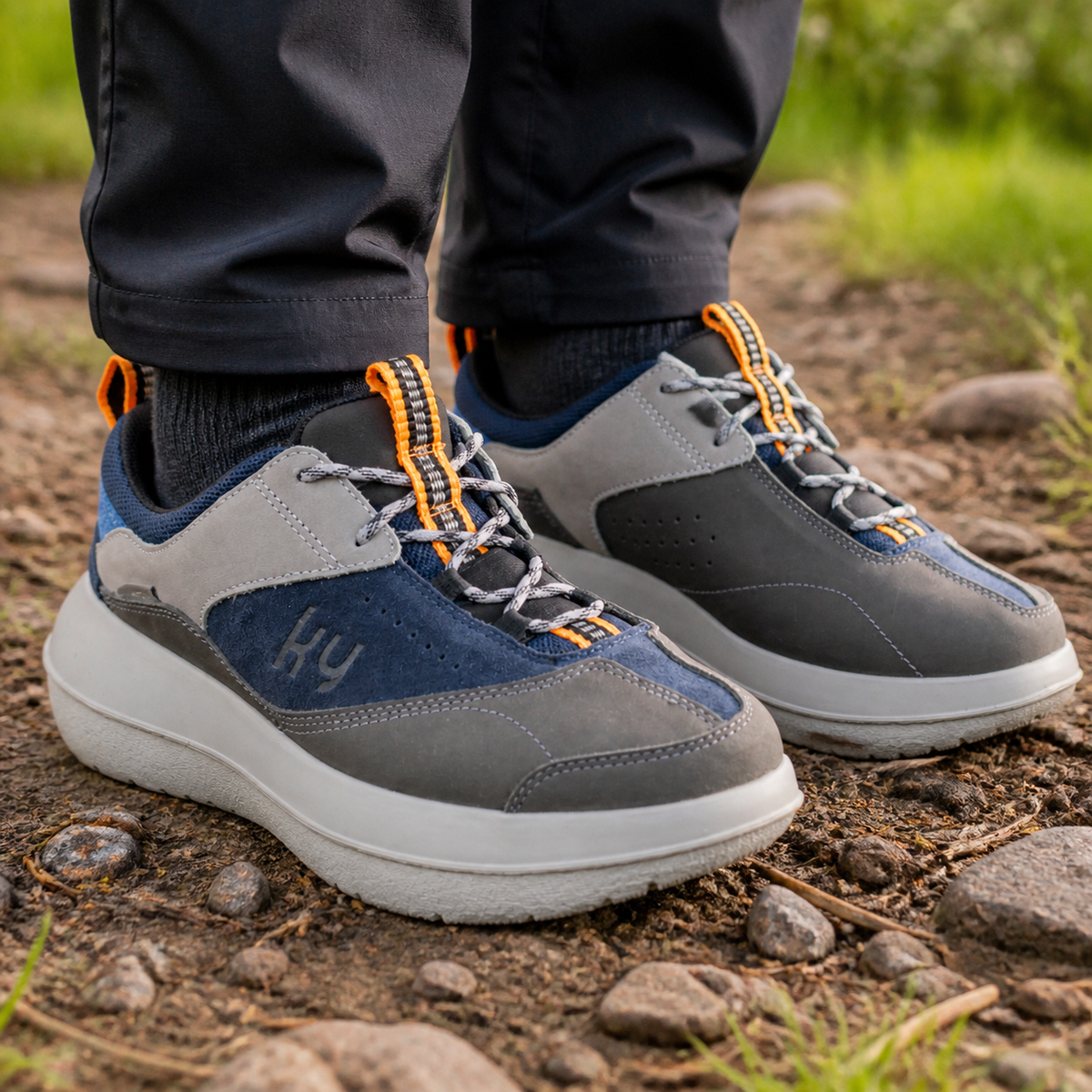 kybun Karl grey-blue, Herren-Sneaker, am Fuss