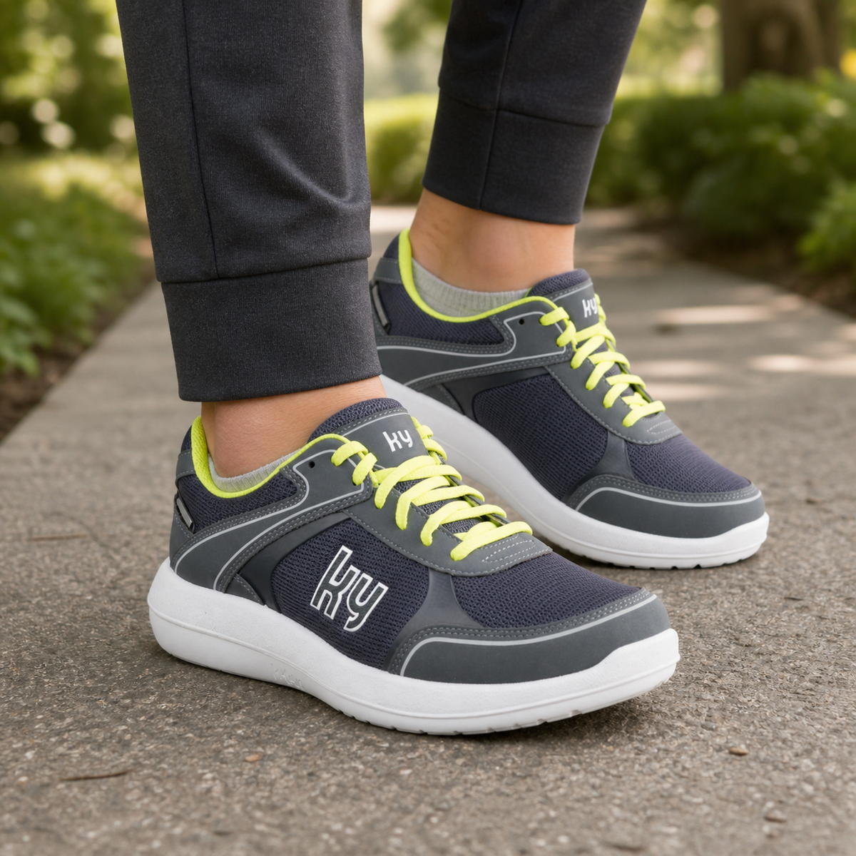 kybun Magglingen grey, Herren-Sneaker, am Fuss