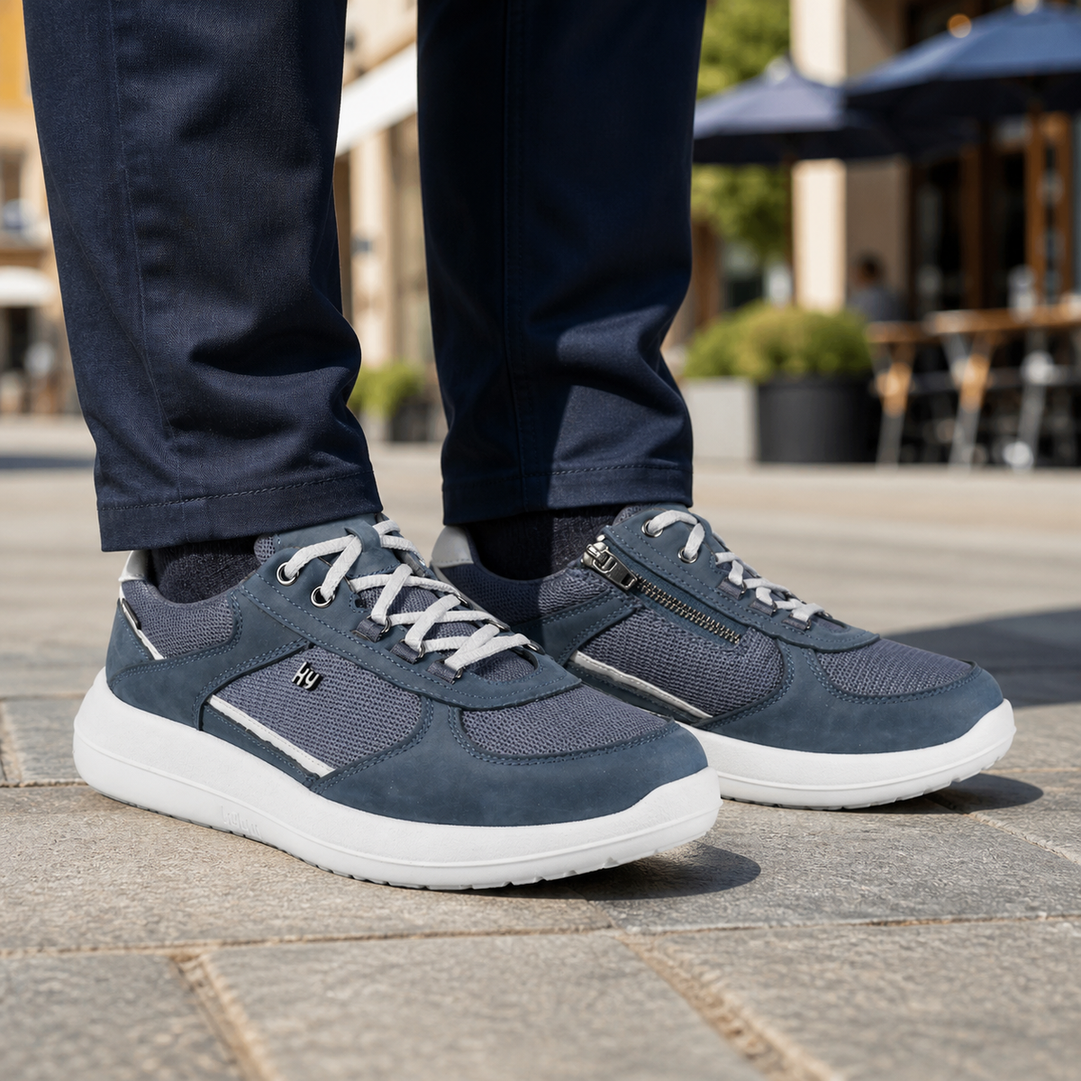 kybun Rolle navy, Herren-Sneaker, am Fuss